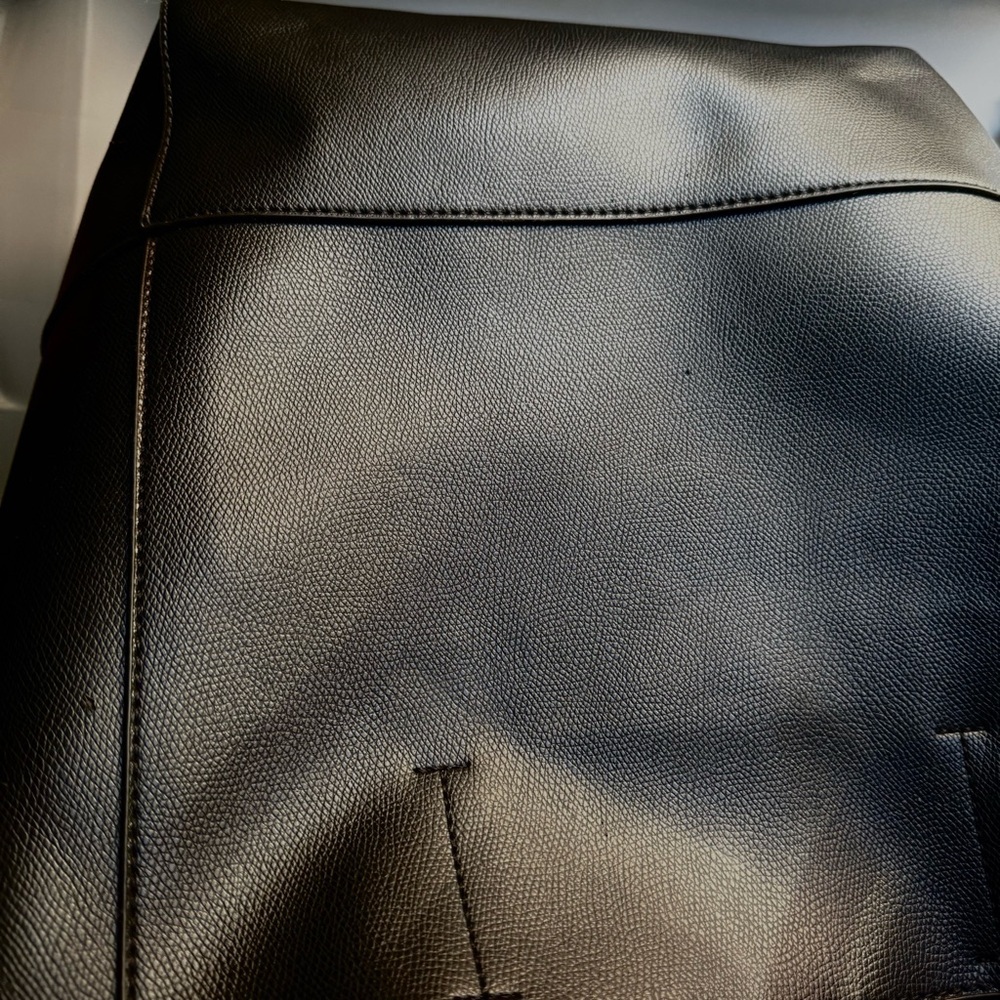Urban Expressions Marlin Vegan Leather Crossbody Convertible Large Tote Black - Picture 7 of 11